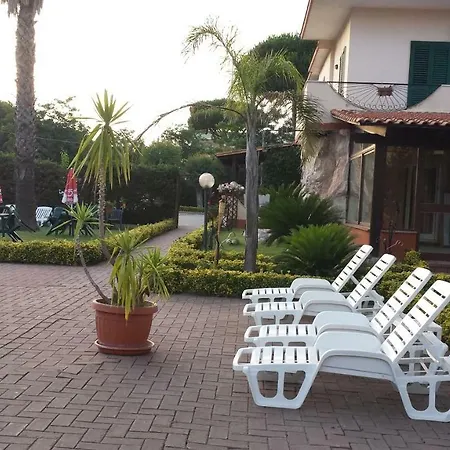 Thaire 2* 卡斯特沃托诺