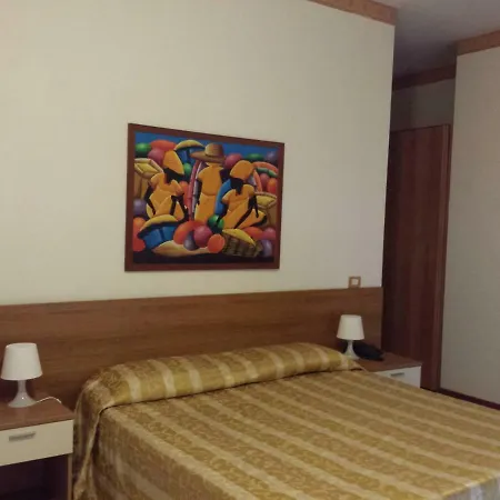 Thaire Hotel