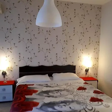 Hotel Thaire 2*