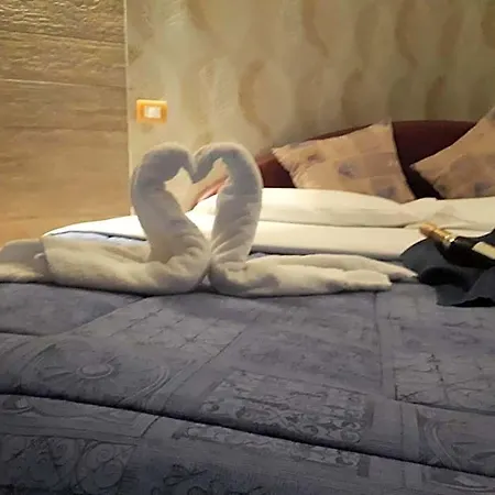 Thaire Hotel