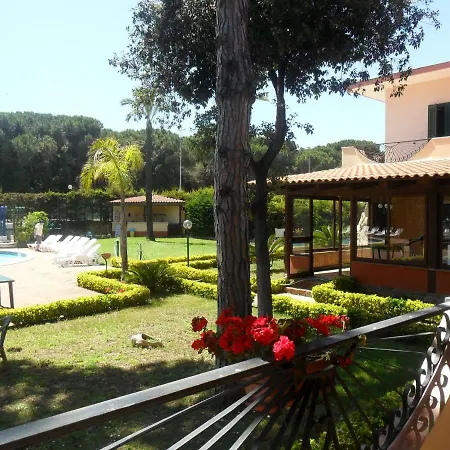 Hotel Thairè 2*