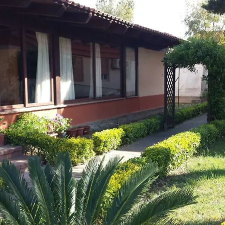 Thaire 2* Castel Volturno